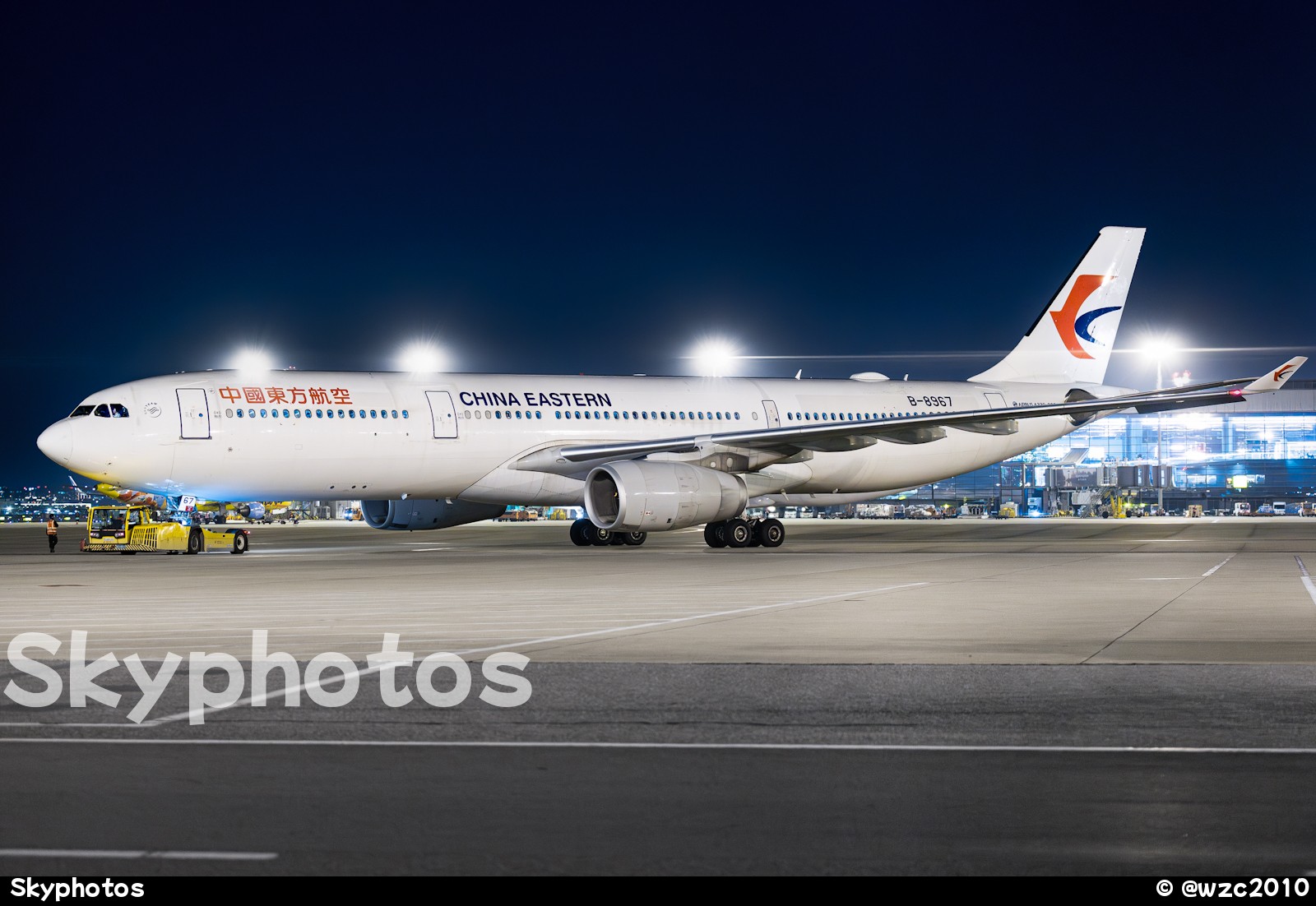 中国东方航空 A330-343X